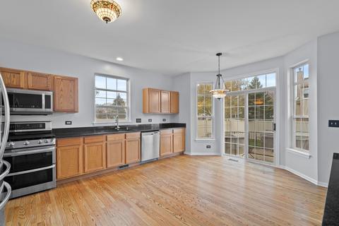 1926 Westridge Blvd, Bartlett, IL 60103 photo 4