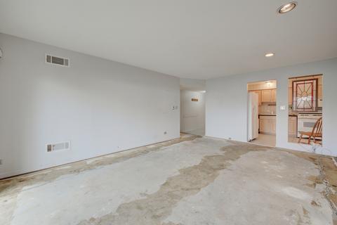 5000 Carriageway Dr #104, Rolling Meadows, IL 60008 photo 4