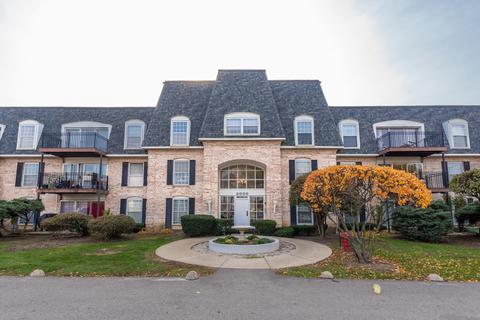 5000 Carriageway Dr #104, Rolling Meadows, IL 60008 photo 1