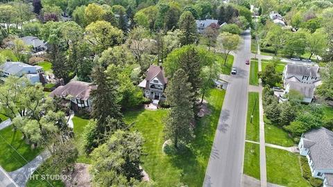 500 Arbor Ave, Wheaton, IL 60189 photo 2