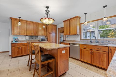 116 Cornwall Dr, Crete, IL 60417 photo 8