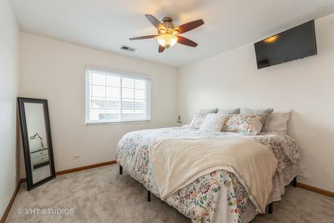2321 Reflections Dr, Aurora, IL 60502 photo 8