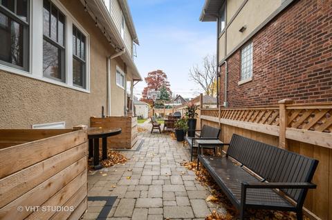 2425 Noyes St, Evanston, IL 60201 photo 33