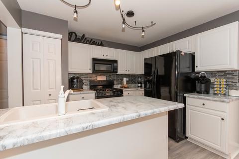 511 Iona Ln, Harvard, IL 60033 photo 7