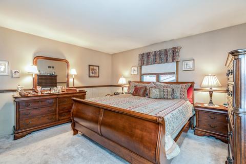 17957 Maple St, Lansing, IL 60438 photo 7