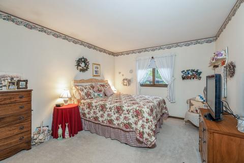 17957 Maple St, Lansing, IL 60438 photo 9