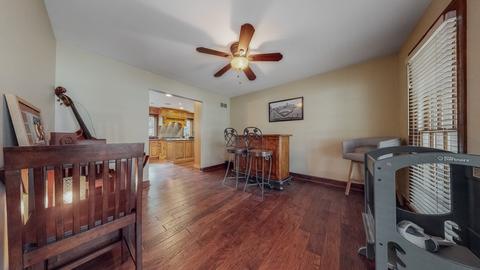 1919 Cromwell Dr, Wheaton, IL 60189 photo 3