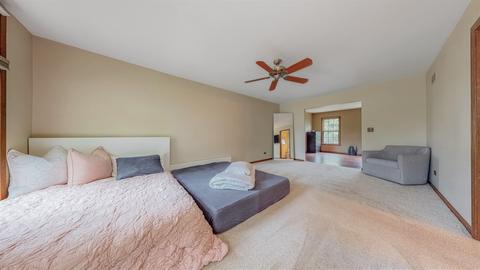 1919 Cromwell Dr, Wheaton, IL 60189 photo 17