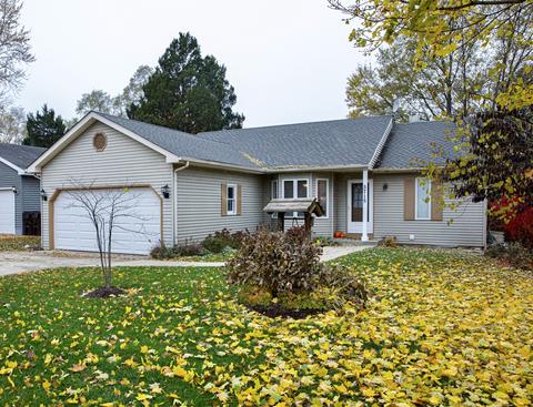 5715 Greenview Rd, Oakwood Hills, IL 60013 photo 1