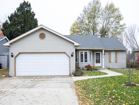 5715 Greenview Rd, Oakwood Hills, IL 60013 photo 2