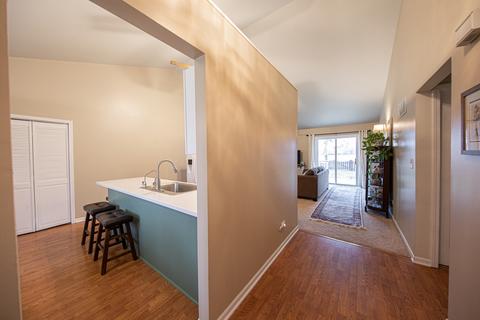 5715 Greenview Rd, Oakwood Hills, IL 60013 photo 3