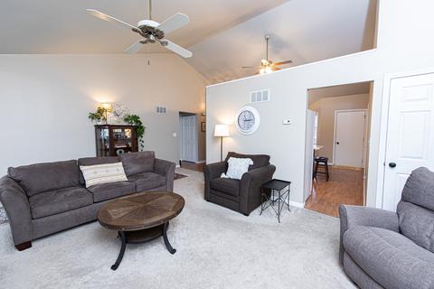 5715 Greenview Rd, Oakwood Hills, IL 60013 photo 7