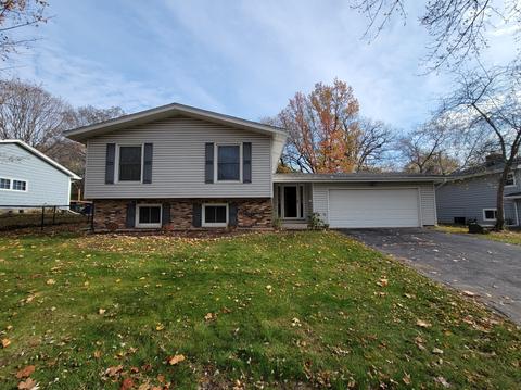 707 Scott St, Algonquin, IL 60102 photo 1