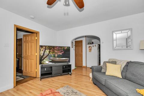 668 N Kennedy Dr, Kankakee, IL 60901 photo 3