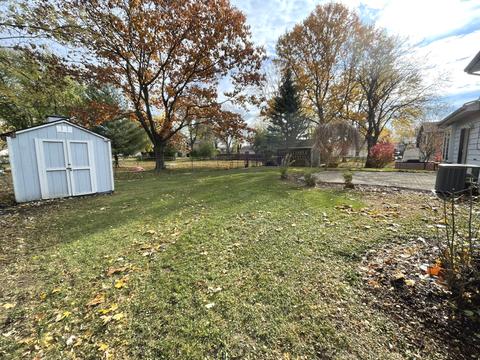2311 Kingston Dr, Wheaton, IL 60189 photo 22