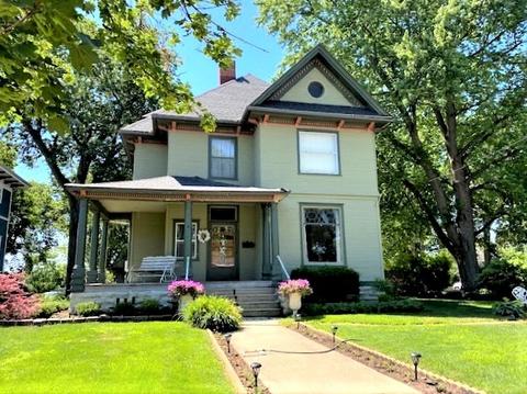 901 E 2nd St, Sterling, IL 61081 photo 1