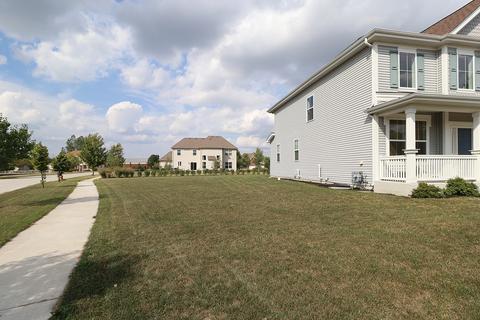 25112 Steeple Chase Dr, Plainfield, IL 60585 photo 2