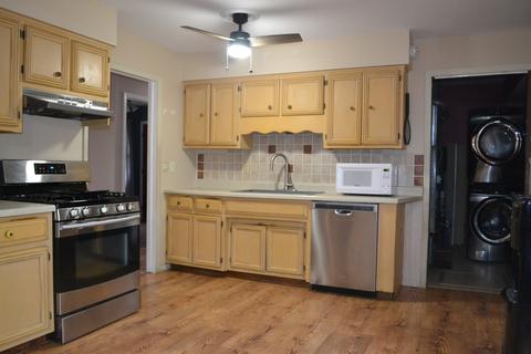 848 W Eureka St, Braidwood, IL 60408 photo 5