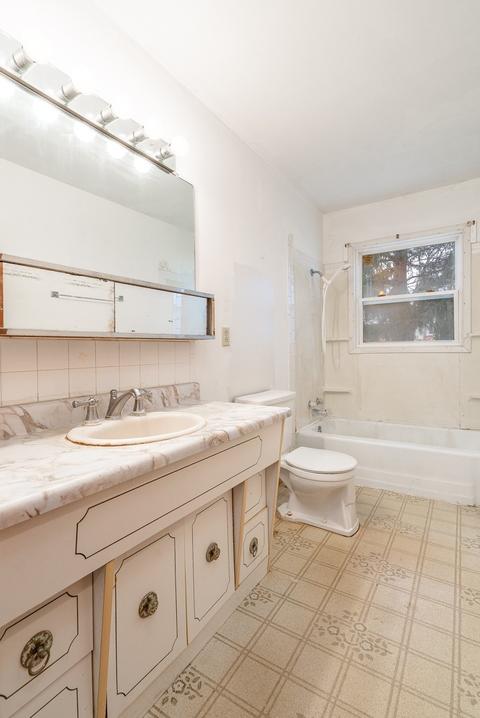 421 E Dearborn St, Plano, IL 60545 photo 12