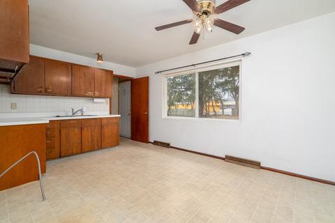 421 E Dearborn St, Plano, IL 60545 photo 10