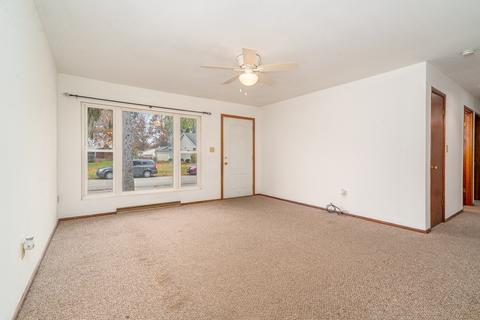 421 E Dearborn St, Plano, IL 60545 photo 9