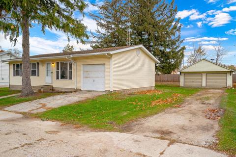 421 E Dearborn St, Plano, IL 60545 photo 2