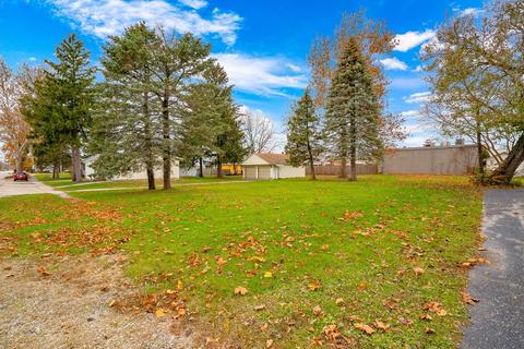 421 E Dearborn St, Plano, IL 60545 photo 3