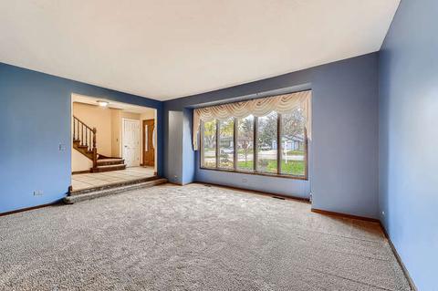 175 N Lyle Ave, Elgin, IL 60123 photo 5