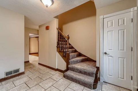 175 N Lyle Ave, Elgin, IL 60123 photo 16