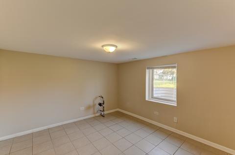 98 W 37th St, Steger, IL 60475 photo 17