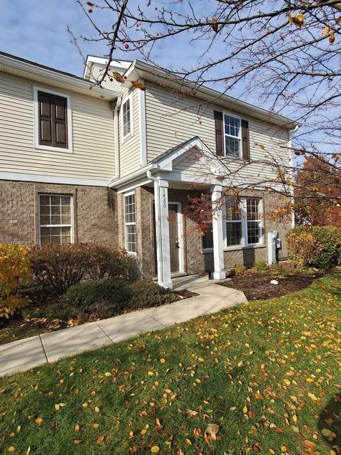 1480 Millbrook Dr, Algonquin, IL 60102 photo 2