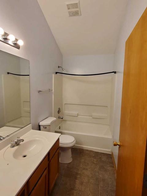 1480 Millbrook Dr, Algonquin, IL 60102 photo 12