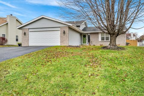 887 Brandy Bend Rd, Roscoe, IL 61073 photo 1