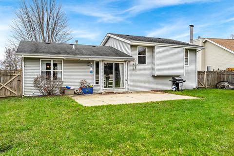 887 Brandy Bend Rd, Roscoe, IL 61073 photo 34