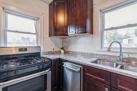 772 North Ave, Aurora, IL 60505 photo 8