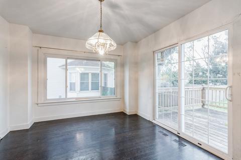 772 North Ave, Aurora, IL 60505 photo 9
