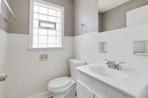 2116 E 98th St, Chicago, IL 60617 photo 8