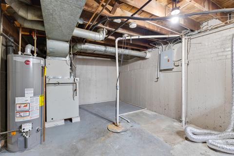 2116 E 98th St, Chicago, IL 60617 photo 13