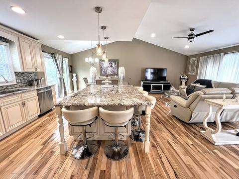 434 Merimac Ct, Roselle, IL 60172 photo 10