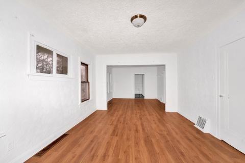 714 3rd Ave, Joliet, IL 60433 photo 4