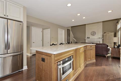 240 Aberdeen Dr, Algonquin, IL 60102 photo 10