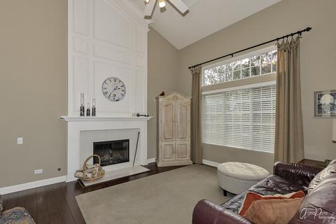 240 Aberdeen Dr, Algonquin, IL 60102 photo 14