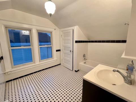 1611 N Riverside Dr, Mchenry, IL 60050 photo 17