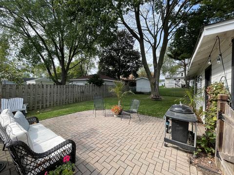 1611 N Riverside Dr, Mchenry, IL 60050 photo 24