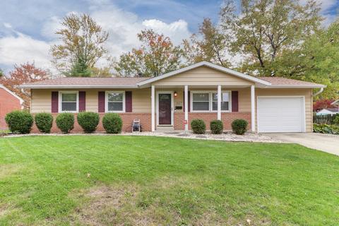 307 Rowe Dr, Bloomington, IL 61701 photo 1