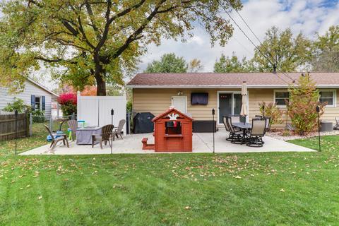 307 Rowe Dr, Bloomington, IL 61701 photo 35