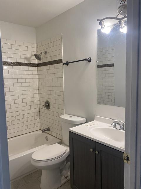 16525 Ashland Ave, Markham, IL 60428 photo 10