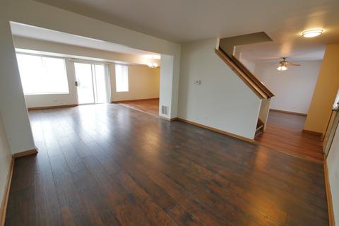 975 Serendipity Dr, Aurora, IL 60504 photo 8