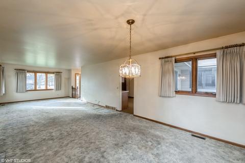621 N Lyle Ave, Elgin, IL 60123 photo 5