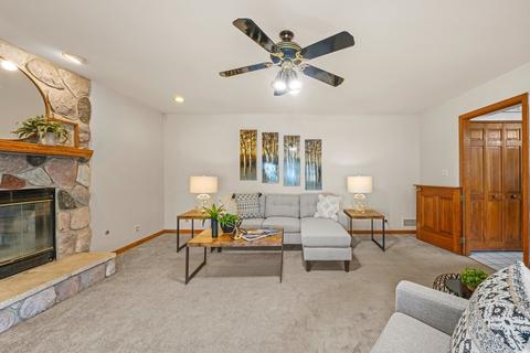 1410 Torrey Trl, Johnsburg, IL 60051 photo 11